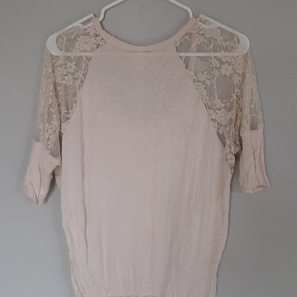 Top - Picture 2 of 2